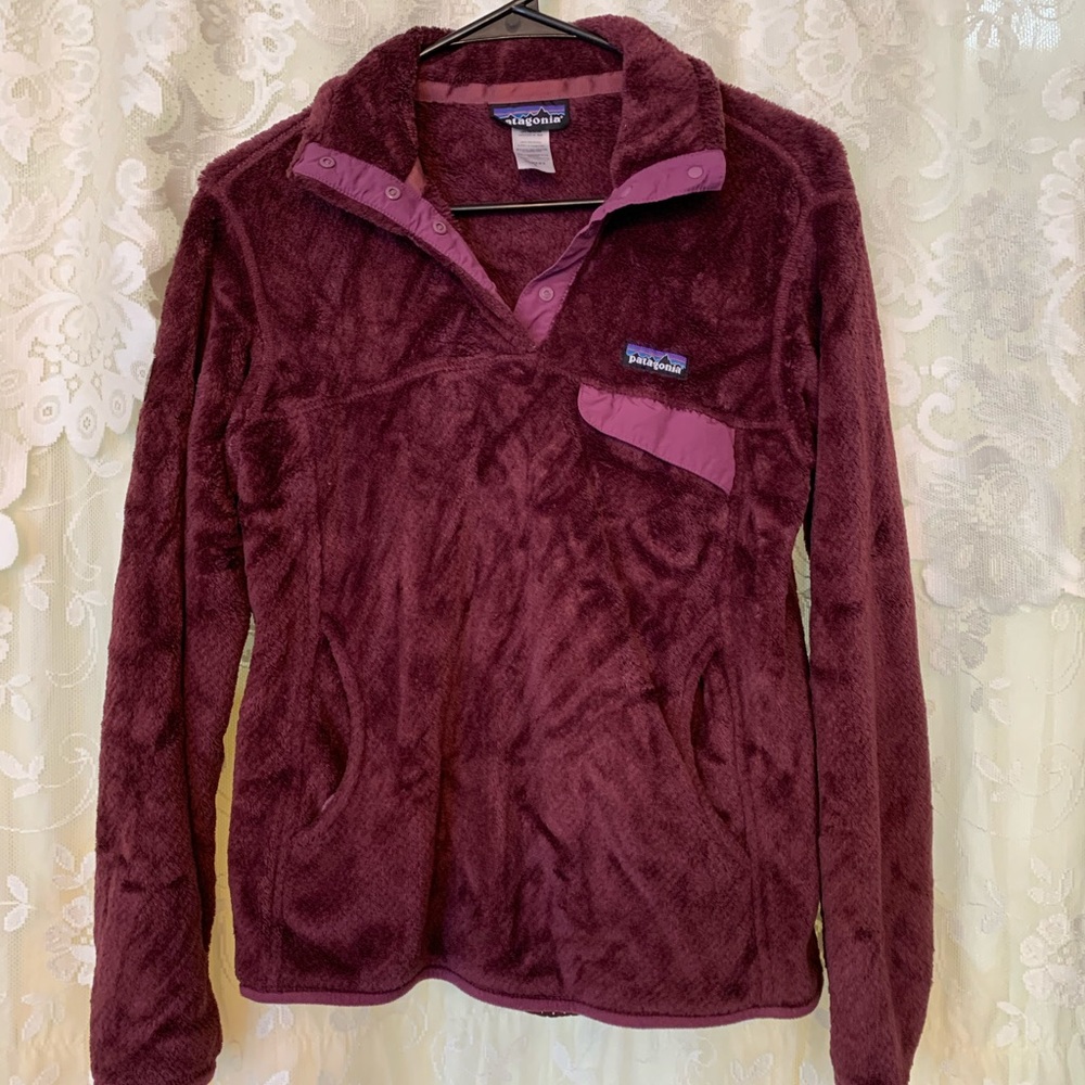 Burgundy Patagonia synchilla fleece Jacket